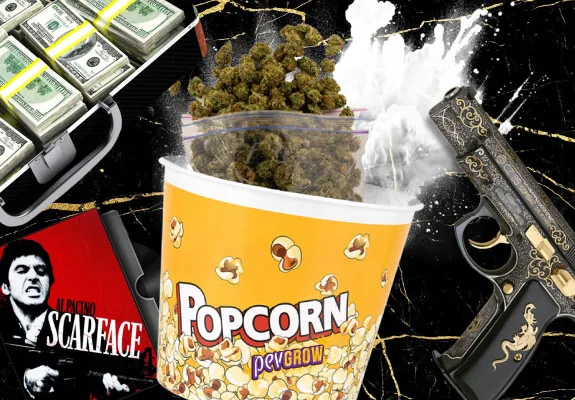 Collage con billetes, cogollos en una bolsa dentro de un cubo de palomitas, polvo blanco, una pistola y una carátula de Scarface. Collage con billetes, cogollos en una bolsa dentro de un cubo de palomitas, polvo blanco, una pistola y una carátula de Scarface.
