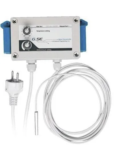 Controlador GSE con dos mandos giratorios, enchufe y cable enrollado con sonda metálica, sobre fondo blanco.