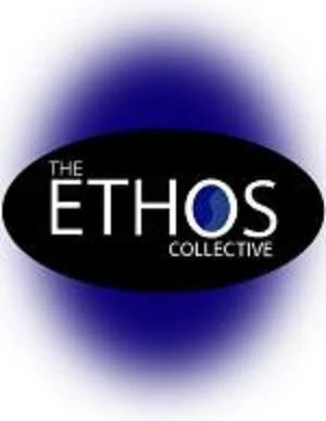 Logotipo con el texto blanco «The Ethos Collective» dentro de un óvalo negro, rodeado de un halo azul difuminado. Logotipo con el texto blanco «The Ethos Collective» dentro de un óvalo negro, rodeado de un halo azul difuminado.