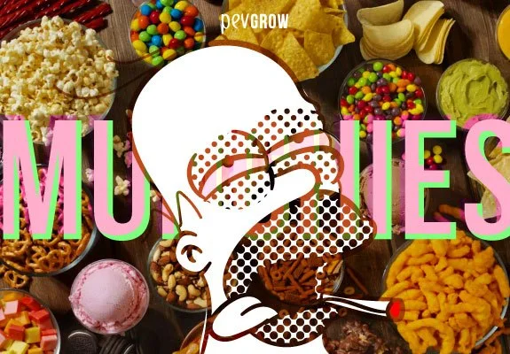 Ilustración de un personaje fumando sobre un surtido de palomitas, dulces, helado y aperitivos, con el texto «MUNCHIES». Ilustración de un personaje fumando sobre un surtido de palomitas, dulces, helado y aperitivos, con el texto «MUNCHIES».