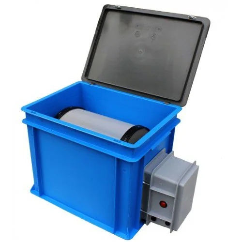 Caja con tambor eléctrico para tamizar materia vegetal seca