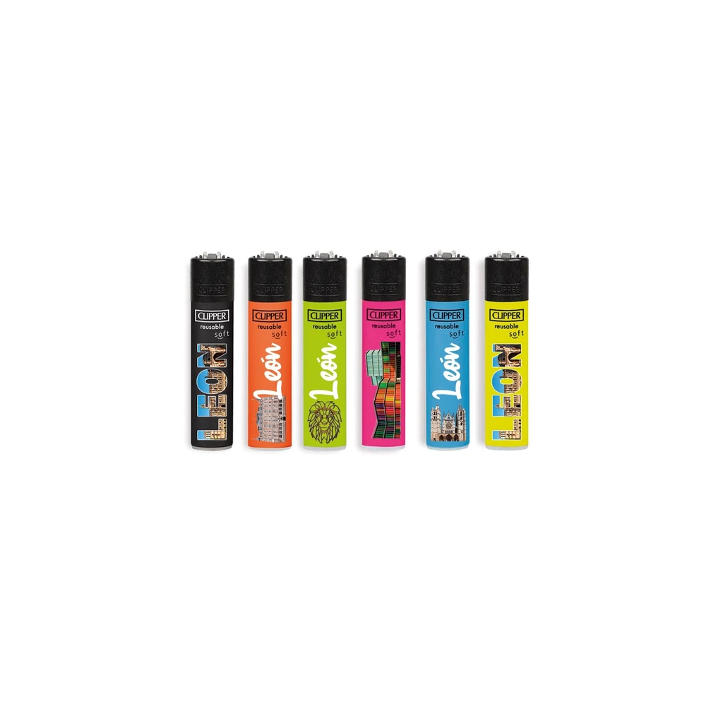 Selección de seis encendedores Clipper alineados, con cuerpos de distintos colores y diseños de León con letras, edificios y un león.