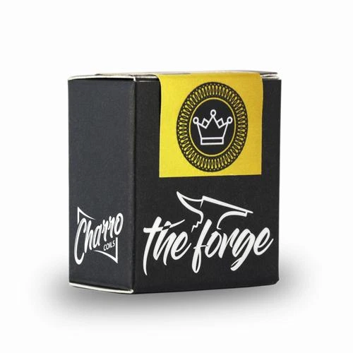 Caja negra de Charro Coils con el texto The Forge y una franja amarilla con un emblema de corona sobre fondo blanco.