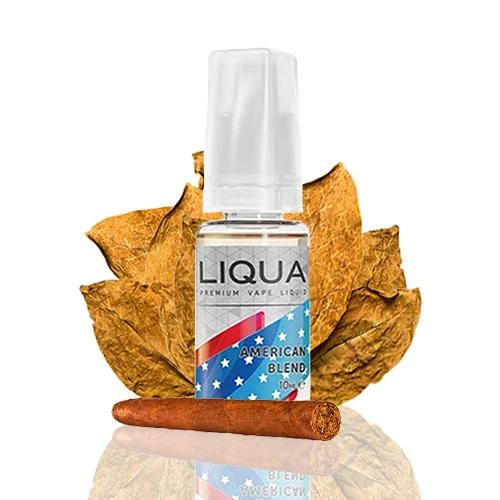 Frasco de Liqua American Blend con tapón translúcido y etiqueta de estrellas, delante de hojas secas de tabaco y un puro.