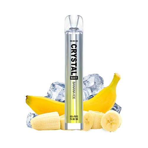 Vapeador Ske Crystal Bar Banana Ice de cuerpo plateado y amarillo, con boquilla transparente, rodeado de plátanos y cubitos de hielo.