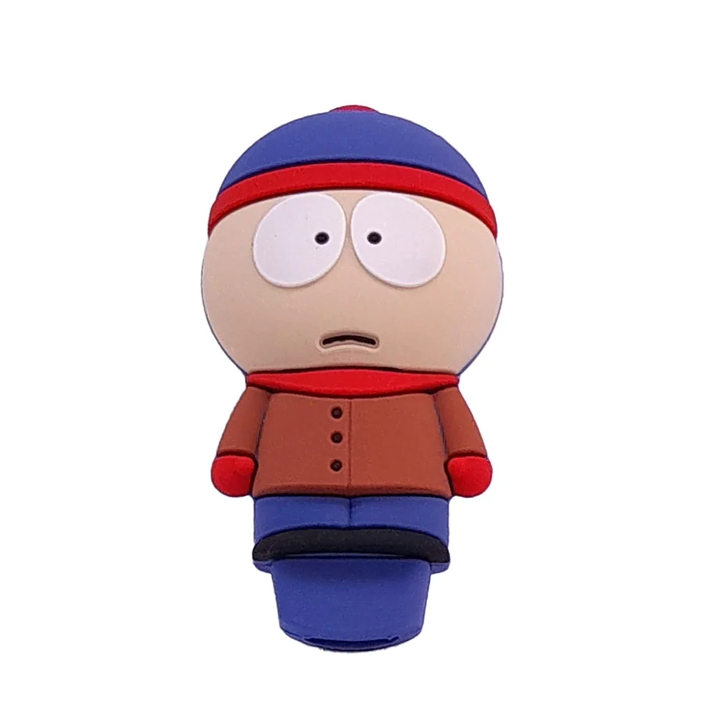 Pipa con figura de Stan vista de frente, con gorro azul y rojo, chaqueta marrón, guantes rojos y base azul.