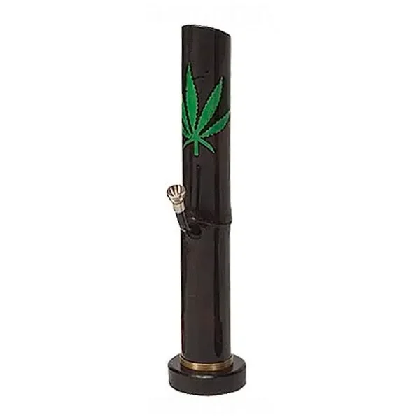 Bong Bamboo Leaf Black negro, de cuerpo vertical con hoja de cannabis verde, cazoleta lateral y base circular sobre fondo blanco.