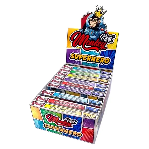 Expositor de papel de liar Monkey King Size Slim & Tips Superhero, con libritos de colores y un mono coronado con traje de superhéroe.