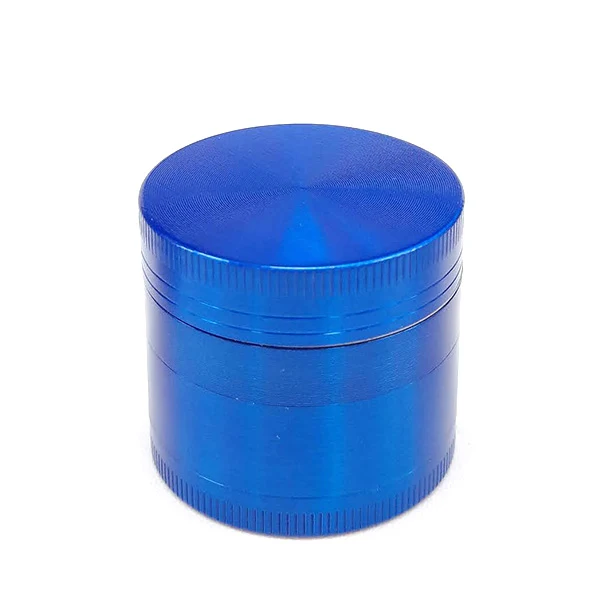 Grinder Electric Blue cerrado, de forma cilíndrica y color azul brillante, con bordes estriados sobre fondo blanco.