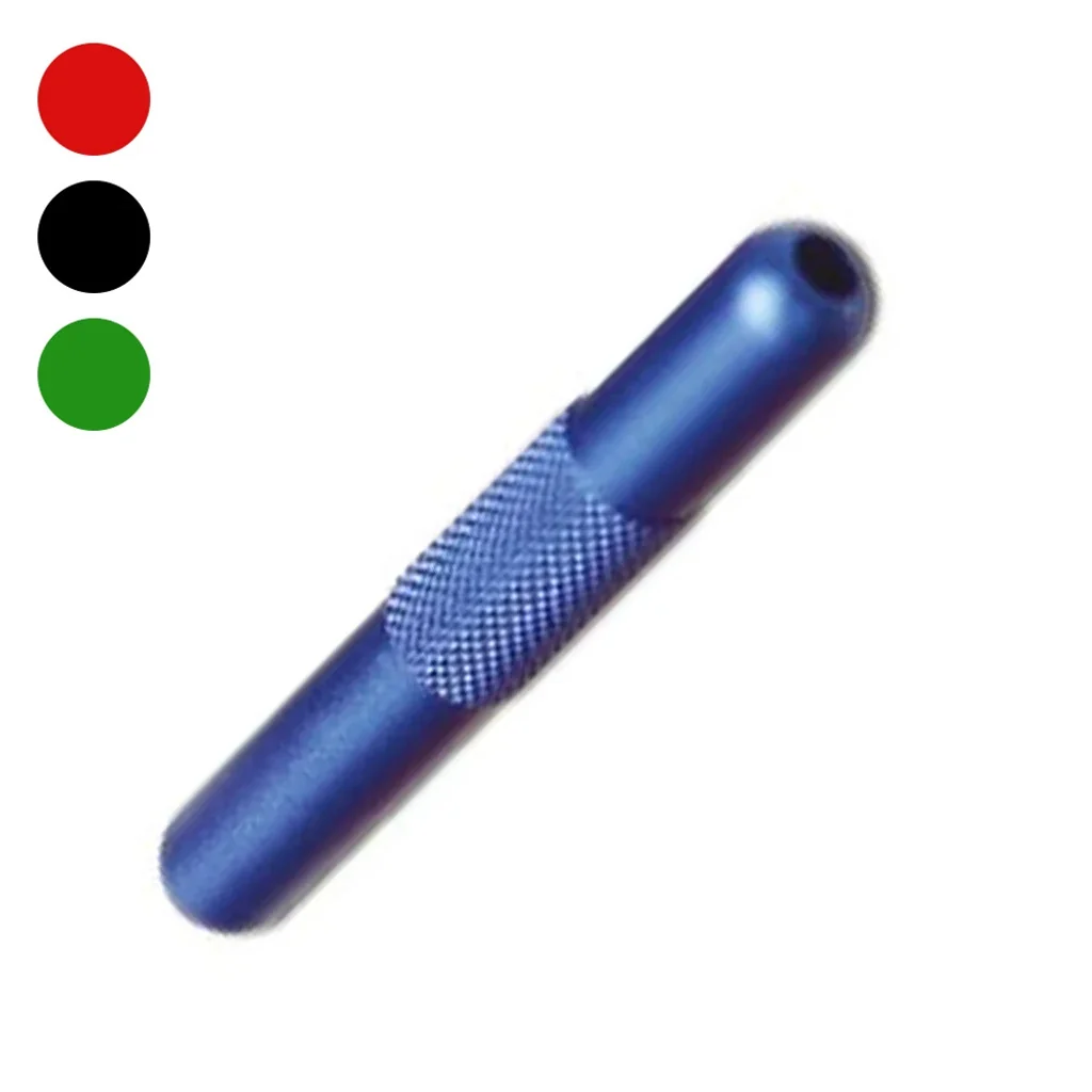 Tubo esnifador Snort Metal azul, dispuesto en diagonal, con zona central estriada y muestras de color rojo, negro y verde.