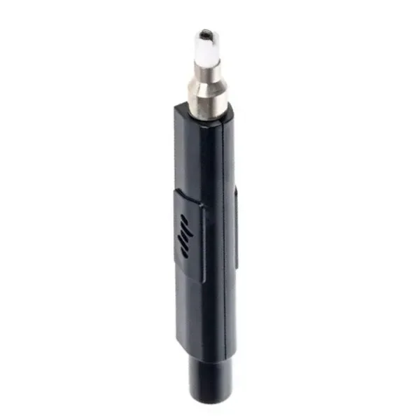 Accesorio Vapor Tip Attachment de Evri en posición vertical, con cuerpo negro, conector plateado y punta blanca sobre fondo blanco.