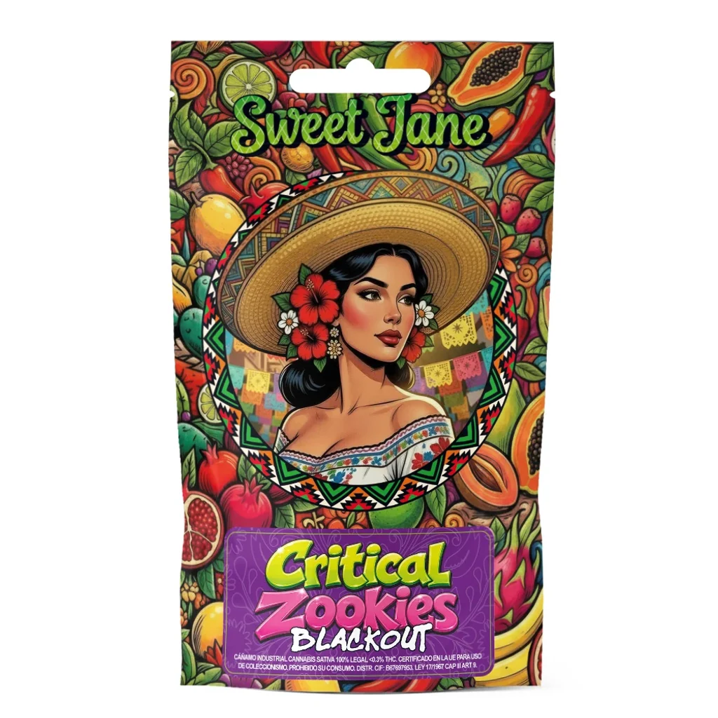 Envase Sweet Jane Critical Zookies Blackout con una mujer ilustrada con sombrero, flores en el pelo y un fondo de frutas de colores.