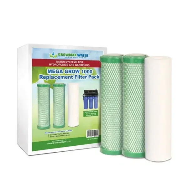 Recambios Growmax Mega Grow 1000: cartuchos cilíndricos con malla verde y cartucho blanco junto a su caja sobre fondo blanco. Recambios Growmax Mega Grow 1000: cartuchos cilíndricos con malla verde y cartucho blanco junto a su caja sobre fondo blanco.
