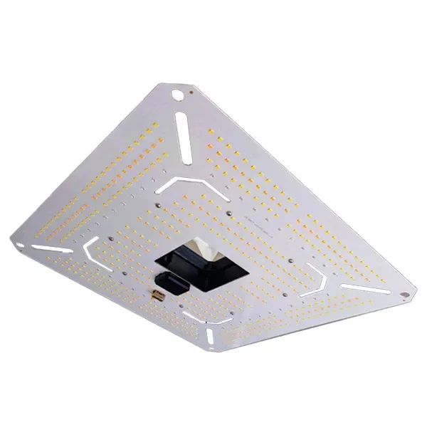 Panel LED Lumii Switch Blade visto en perspectiva, con numerosos diodos amarillos, ranuras y una pieza negra central.