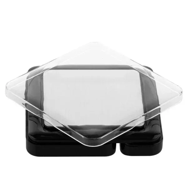 Báscula USA Weight New York con base negra y plataforma plateada, parcialmente cubierta por una tapa transparente colocada en diagonal.