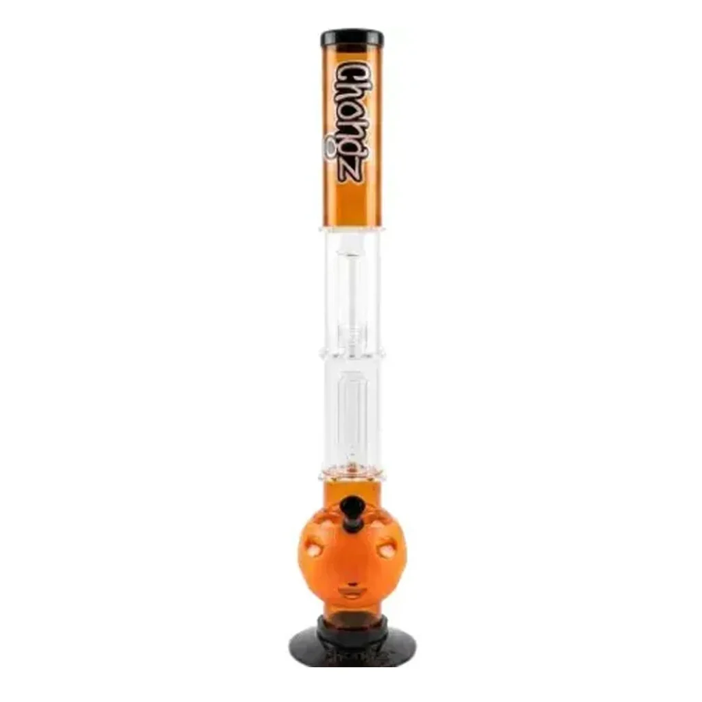 Bong Smile Orange con tubo largo transparente y naranja, cámara esférica con cara sonriente y base circular negra.