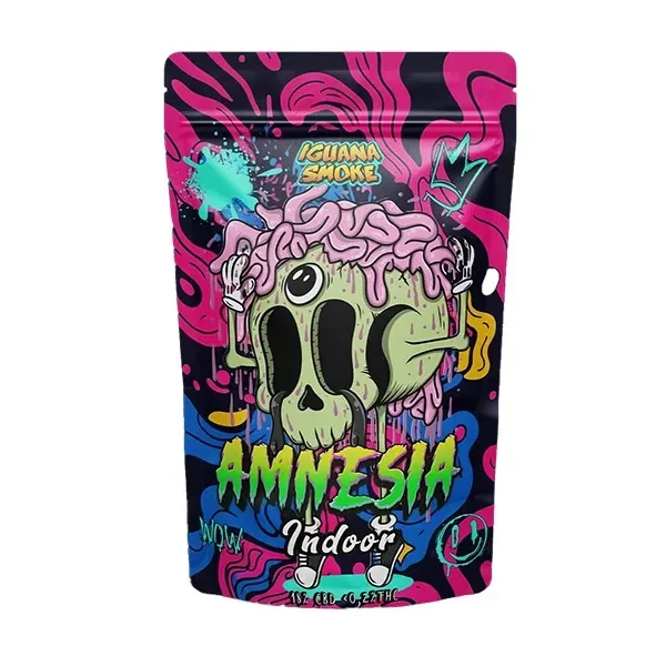 Bolsa Iguana Smoke Amnesia Indoor con diseño rosa, negro y verde, calavera ilustrada con cerebro expuesto y letras verdes.