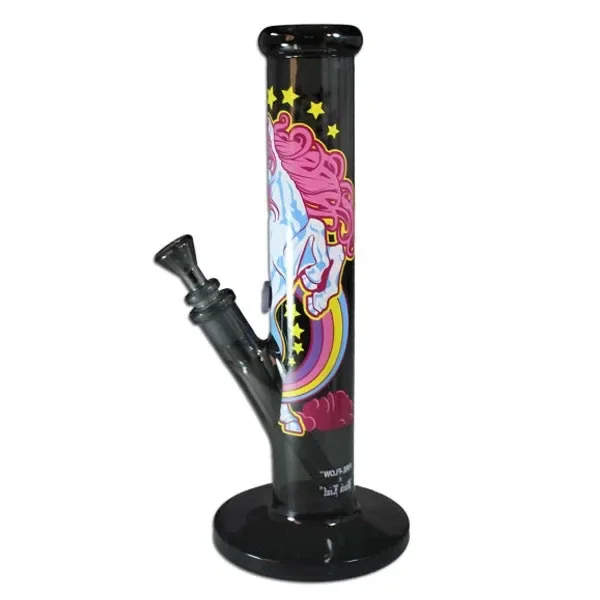 Bong Fire-Flow Unicorn Pink de cuerpo oscuro, base circular y boquilla lateral, decorado con un unicornio, arcoíris y estrellas.