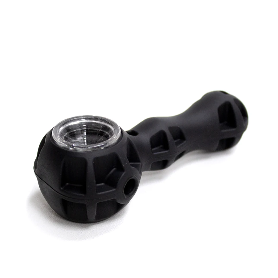Pipa negra de silicona Easy Garden Smokers con relieve geométrico, cazoleta de vidrio transparente y boquilla alargada.