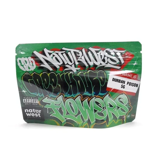 Bolsa verde Naturwest con diseño de grafiti, texto Flowers y etiqueta blanca Durban Poison 5G, presentada sobre fondo blanco.