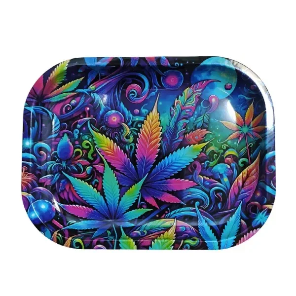 Bandeja rectangular Psyco Leaves con esquinas redondeadas y estampado de hojas de cannabis multicolores sobre fondo oscuro.