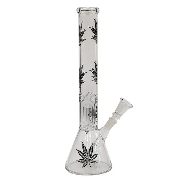 Bong de cristal transparente Black Leaves con base cónica, tubo largo, hojas negras decorativas y conexión lateral inclinada.