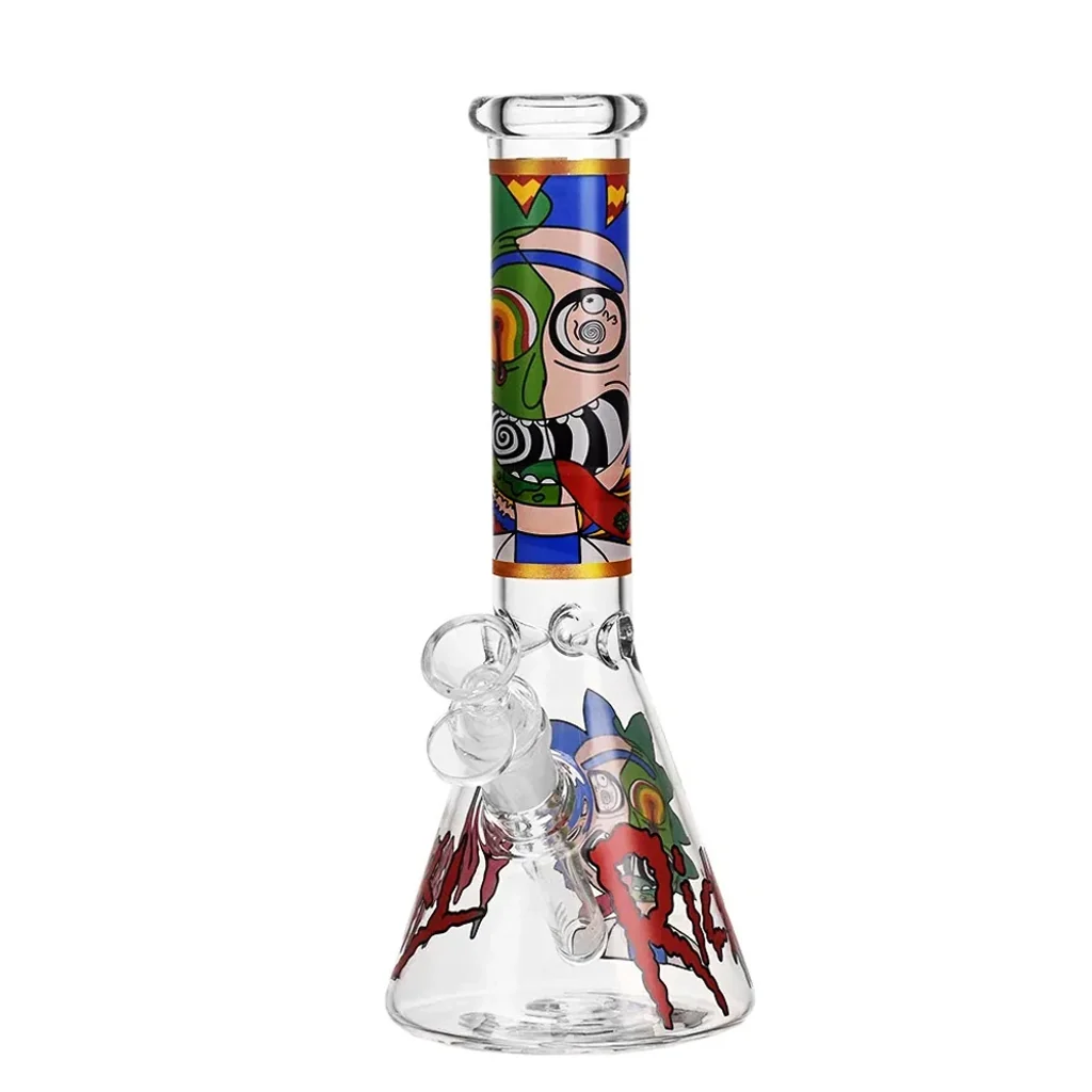 Bong transparente de base cónica y cuello recto, con cazoleta lateral y dibujos multicolores de personajes de ojos grandes.