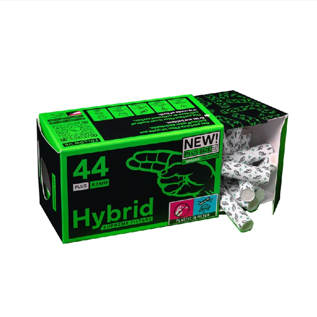 Caja negra y verde de filtros Hybrid Supreme abierta, con varios filtros blancos estampados y las indicaciones 44 y 8,2 mm.