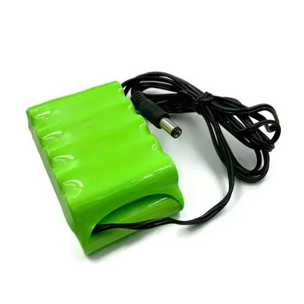 Batería Vapir Oxigen con envoltura verde y cable negro enrollado, terminado en un conector cilíndrico.