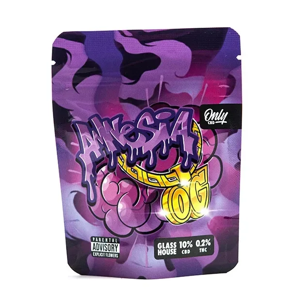 Bolsa Only CBD Amnesia OG en tonos morados, con letras de estilo grafiti y etiqueta que indica 10 % CBD y 0.2 % THC.