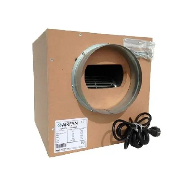 Caja Airfan marrón con boca circular de aro metálico, ventilador visible en el interior y cable negro con enchufe.