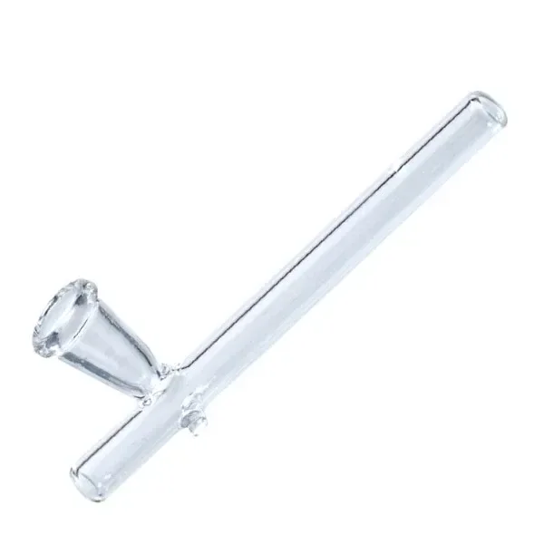 Pipa recta de cristal transparente, dispuesta en diagonal, con cazoleta lateral ensanchada y pequeño saliente junto a la unión.