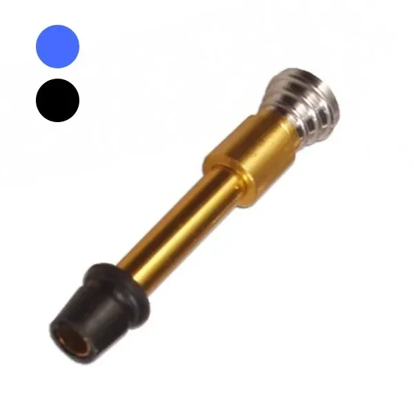 Cazoleta y tubo para bong en diagonal, con cuerpo dorado, extremo plateado y junta negra sobre fondo blanco.