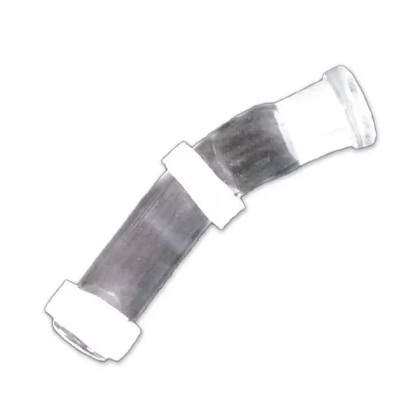 Tubo de aspiración curvo Travel De Verdamper, con cuerpo transparente y uniones blancas, dispuesto en diagonal sobre fondo blanco. Tubo de aspiración curvo Travel De Verdamper, con cuerpo transparente y uniones blancas, dispuesto en diagonal sobre fondo blanco.