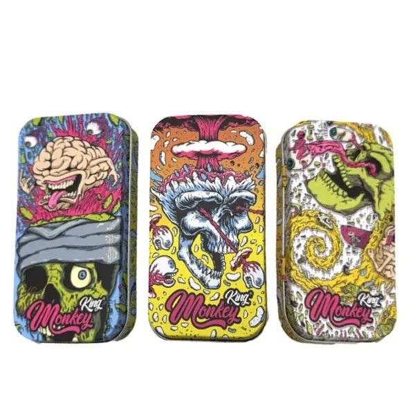 Selección de cajas Monkey King con distintos diseños multicolores de calaveras, cerebros y figuras de estilo cómic sobre fondo blanco.