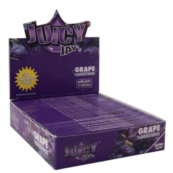 Expositor morado abierto de papel Juicy Jay’s King Size Grape, con varios librillos y dibujos de uvas en la caja.