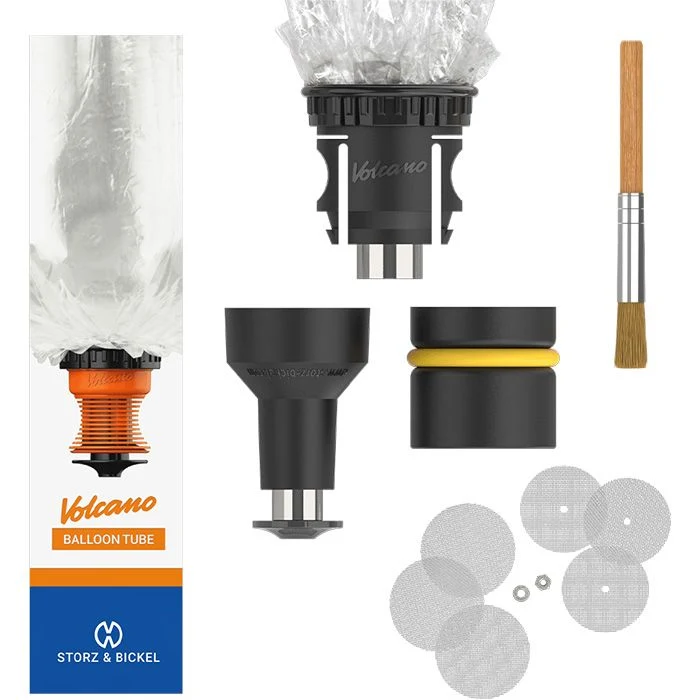 Kit Volcano Solid Valve de Storz & Bickel con globo, piezas negras de conexión, juntas, rejillas circulares y cepillo de limpieza.
