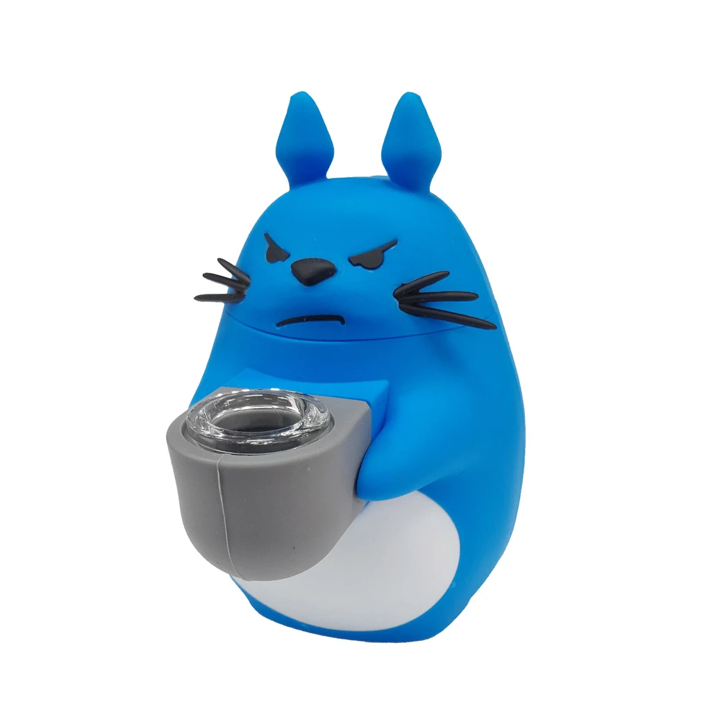 Bong Mouse con forma de animal azul, orejas puntiagudas, bigotes negros y vientre blanco, que sostiene una cazoleta gris con borde de cristal.
