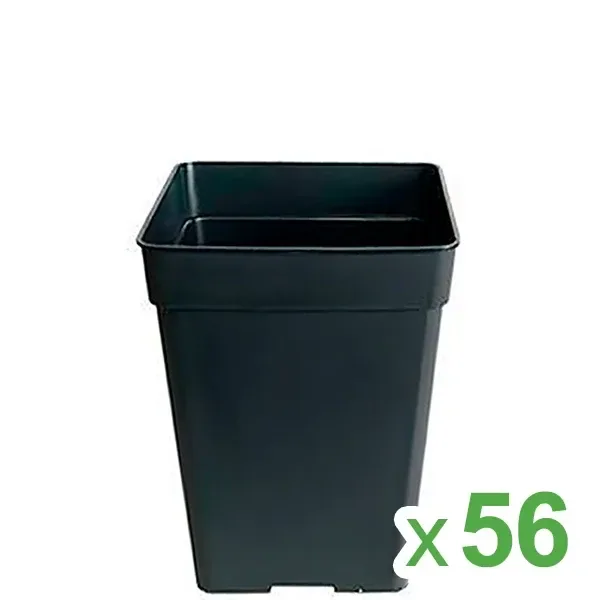 Maceta cuadrada negra JBQ, vista en perspectiva sobre fondo blanco, con borde superior ancho y rótulo verde «x56». Maceta cuadrada negra JBQ, vista en perspectiva sobre fondo blanco, con borde superior ancho y rótulo verde «x56».