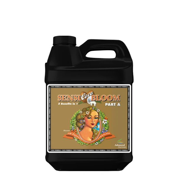 Garrafa negra con asa de Sensi Coco Bloom A de Advanced Nutrients, con etiqueta dorada e ilustración de un rostro entre hojas.