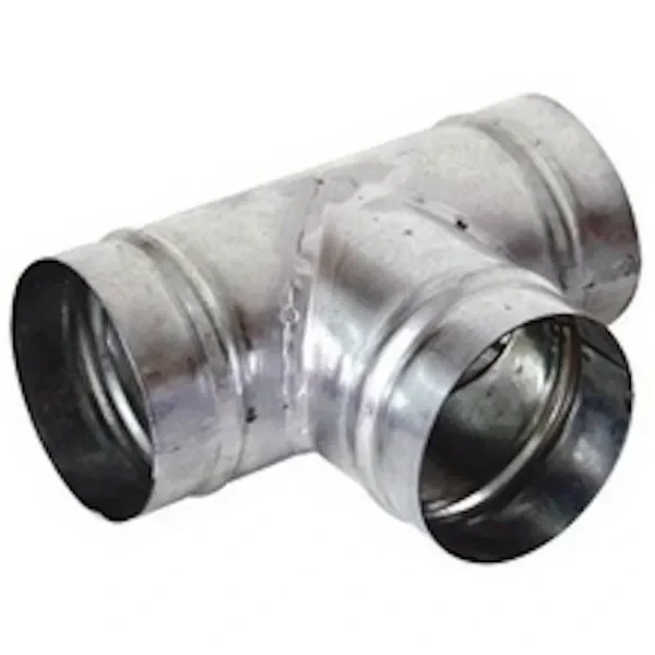 Unión plateada en T para conductos de ventilación, vista en perspectiva, con tres bocas circulares y rebordes en los extremos.