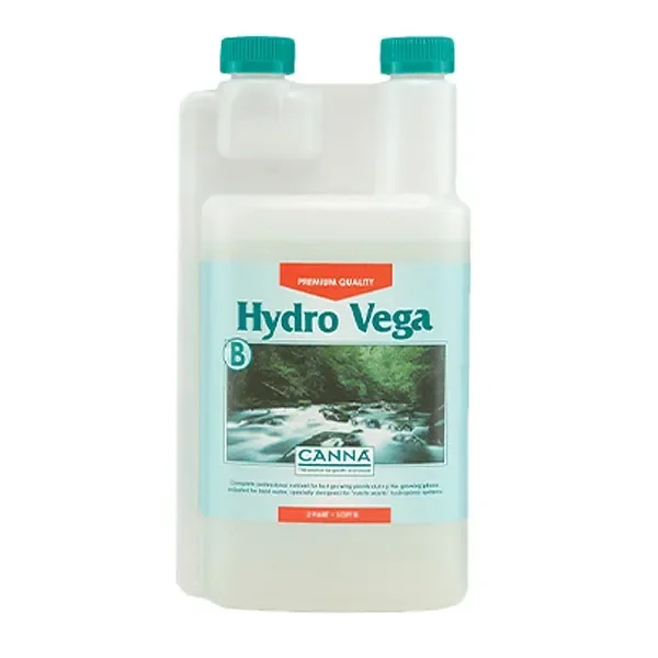 Envase de Hydro Vega B de CANNA con dos tapones verdes y etiqueta turquesa con la fotografía de un río, sobre fondo blanco.