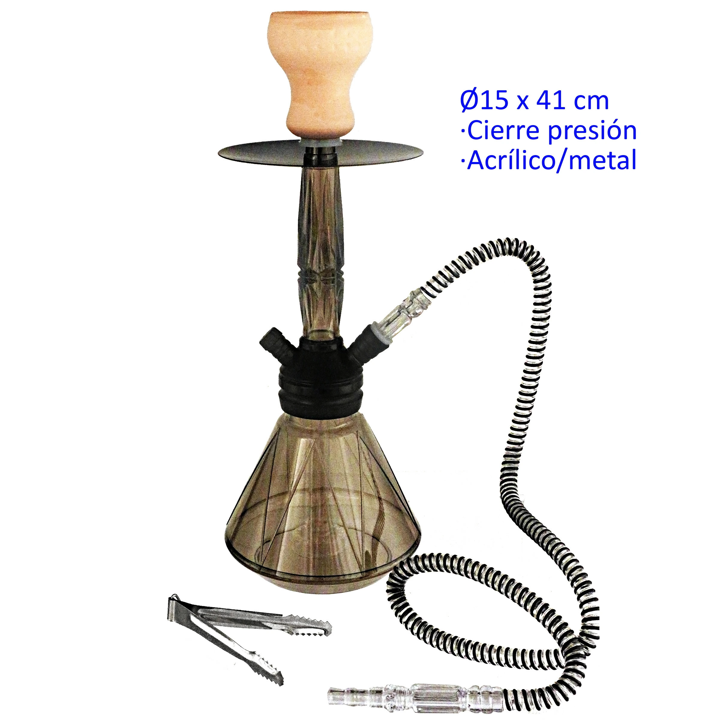 Shisha de base translúcida ahumada, cazoleta beige y plato metálico, con manguera en espiral y pinzas sobre fondo blanco.