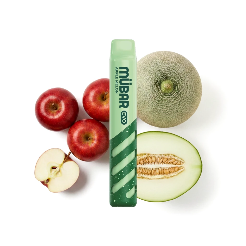 Vaper Mübar Evo Apple Melon verde en posición vertical, rodeado de manzanas rojas y melón entero y cortado sobre fondo blanco.