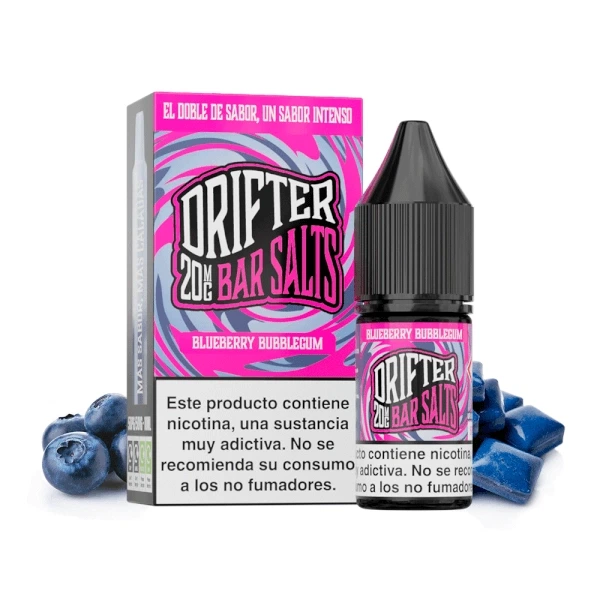 Frasco Drifter Bar Salts Blueberry Bubblegum Ice con tapón negro y caja rosa, junto a arándanos y piezas azules sobre fondo blanco.