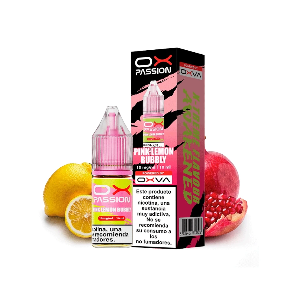 Frasco y caja de Oxva Ox Passion Pink Lemon Bubbly, con diseño rosa y negro, junto a un limón cortado y una granada abierta.