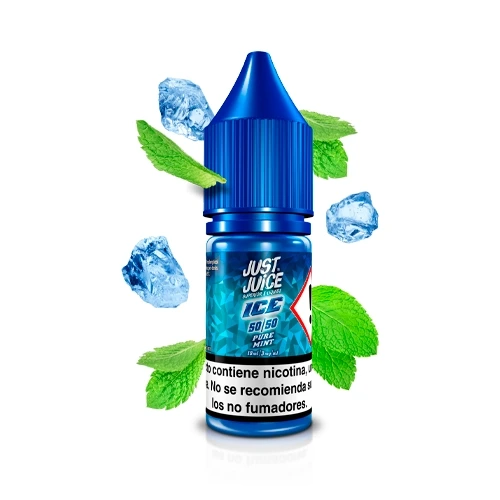 Frasco azul de Just Juice Ice Pure Mint 50/50 con tapón alargado, rodeado de hojas de menta y cubitos de hielo sobre fondo blanco.