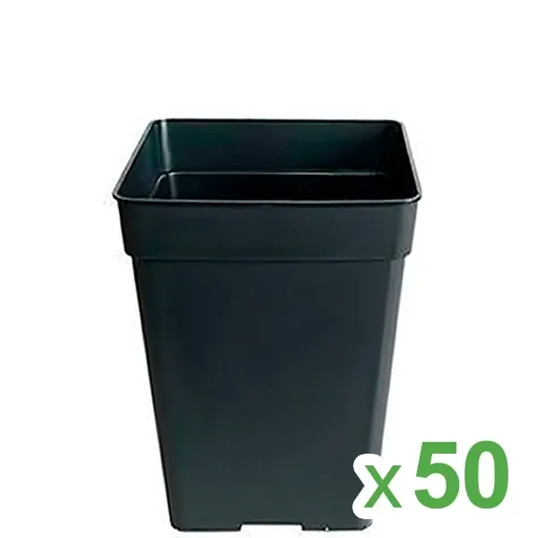 Maceta cuadrada negra JBQ vista en perspectiva, con borde superior ancho, base más estrecha y distintivo «×50». Maceta cuadrada negra JBQ vista en perspectiva, con borde superior ancho, base más estrecha y distintivo «×50».
