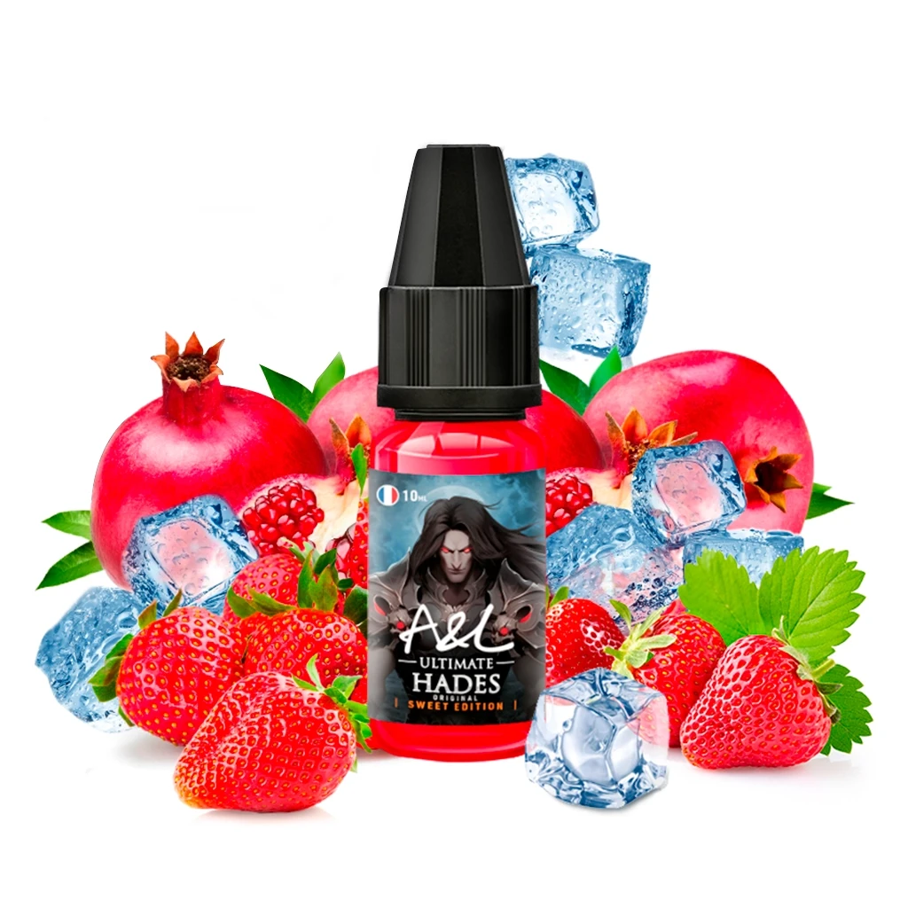 Frasco rojo de aroma A&L Ultimate Hades Sweet Edition con tapón negro, rodeado de fresas, granadas y cubitos de hielo sobre fondo blanco.
