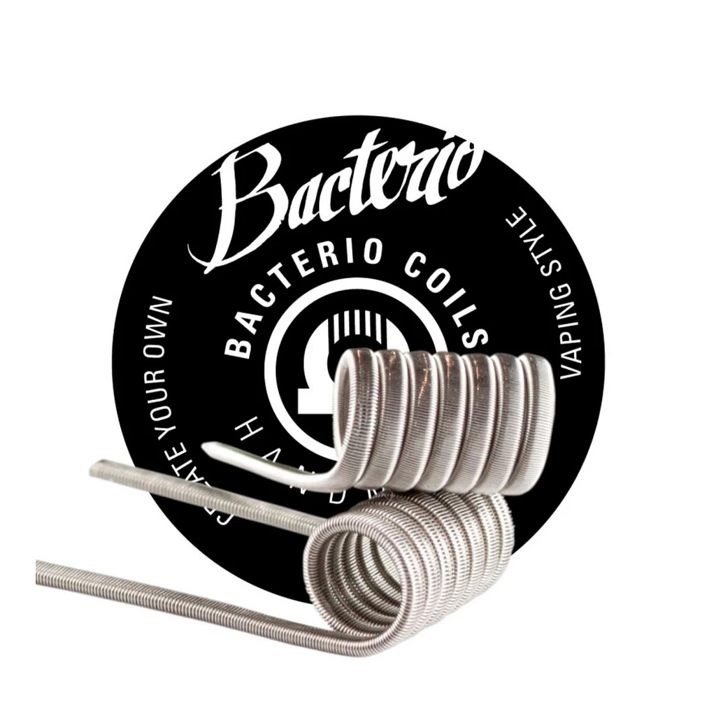 Dos resistencias Bacterio Coils de alambre enrollado, con patillas largas, delante del logotipo circular negro de la marca. Dos resistencias Bacterio Coils de alambre enrollado, con patillas largas, delante del logotipo circular negro de la marca.